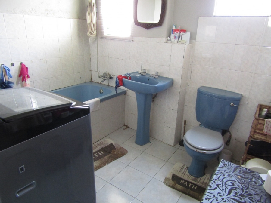 3 Bedroom Property for Sale in Humansdorp Eastern Cape